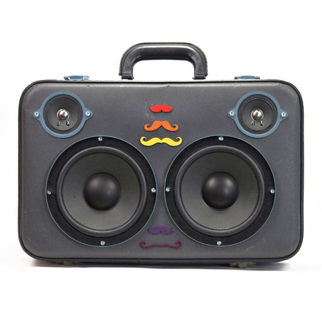 Soundstache